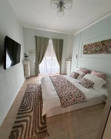 Bon Bon Fontana , No Ztl Appartement *